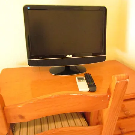 Venta Del Pobre Hotel *